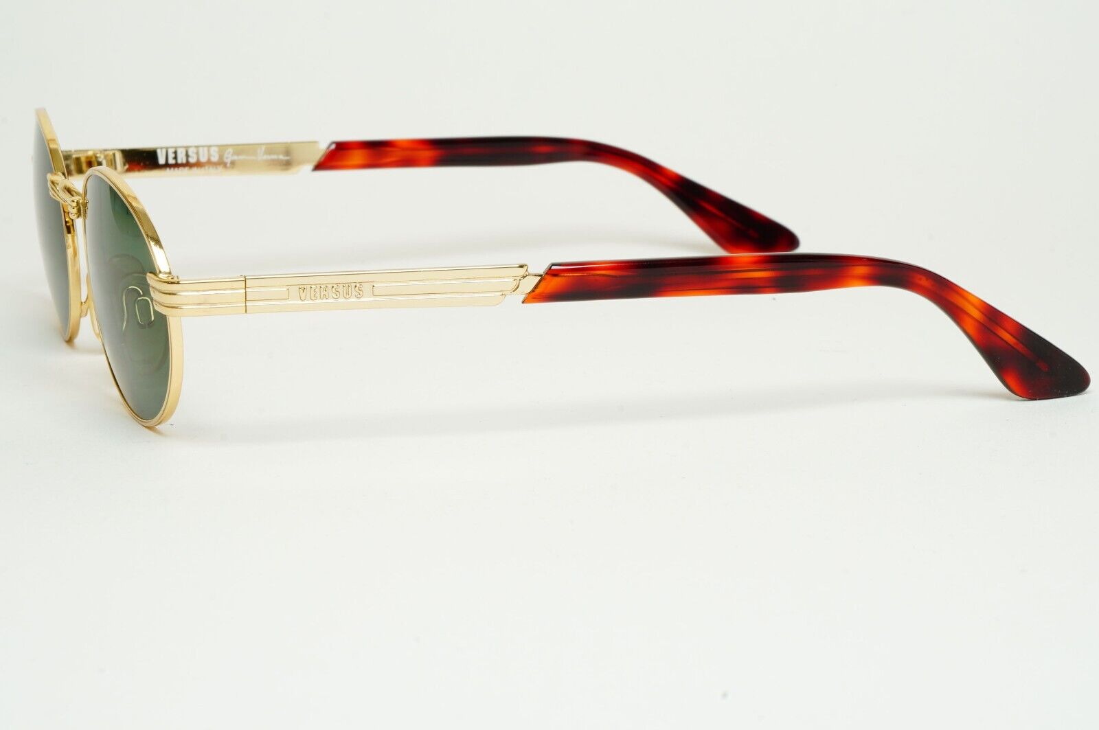 Versus Sunglasses 1996 by Gianni Versace Vintage Gold Green Oval MOD F07 COL 030