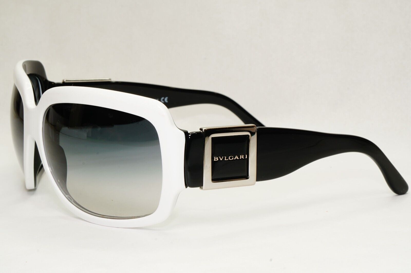 Bvlgari Sunglasses 2008 Vintage White Black Grey Gradient 8024 882/8G 121223