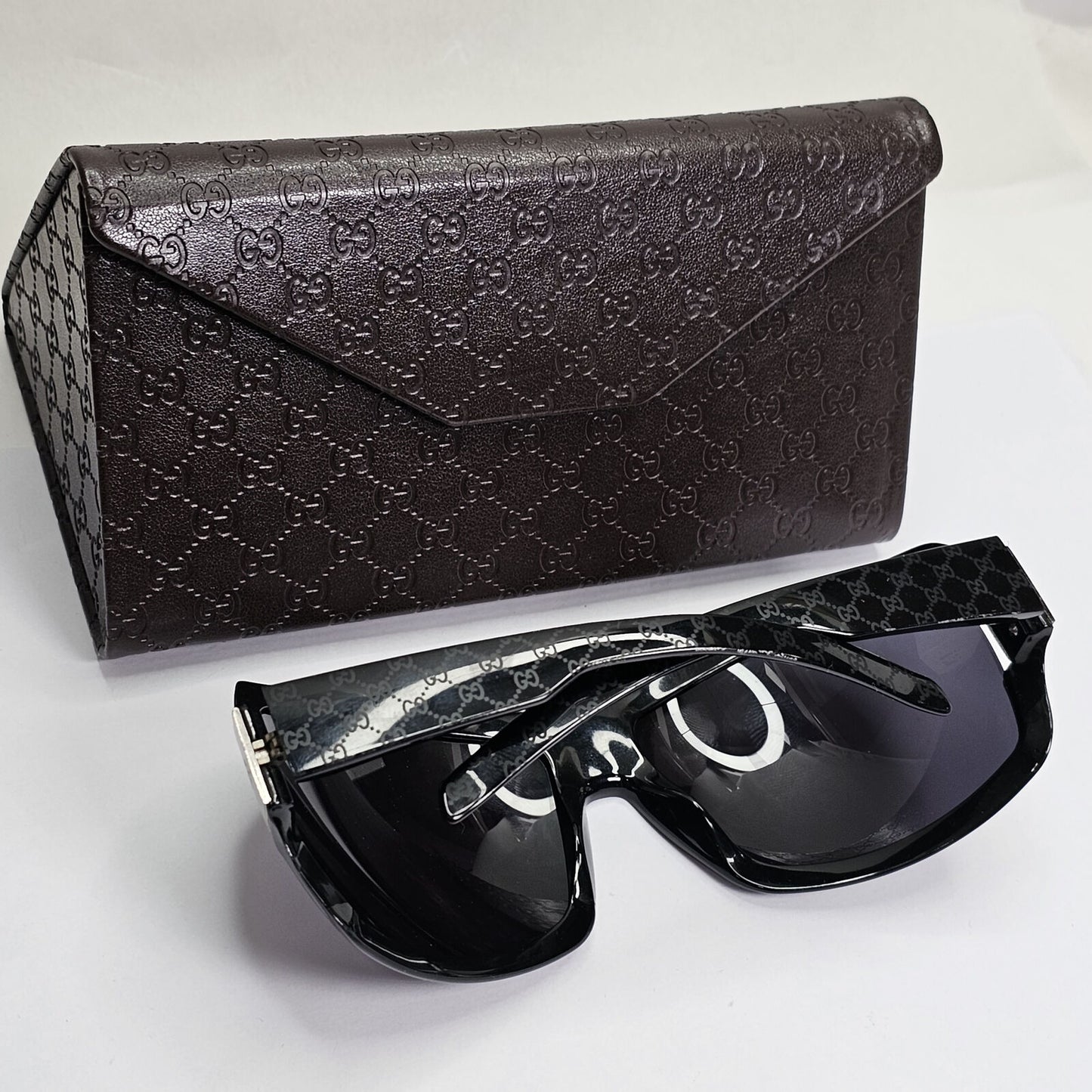 Gucci Sunglasses 2005 Monogram Black Oversized Wrap GG 1546/S BKKR7 180224
