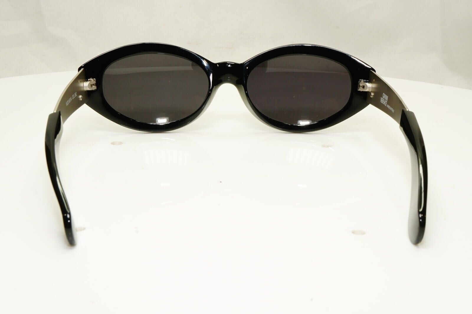 Gianni Versace 1996 Unisex Vintage Gold Black Sunglasses MOD 461/A COL 852
