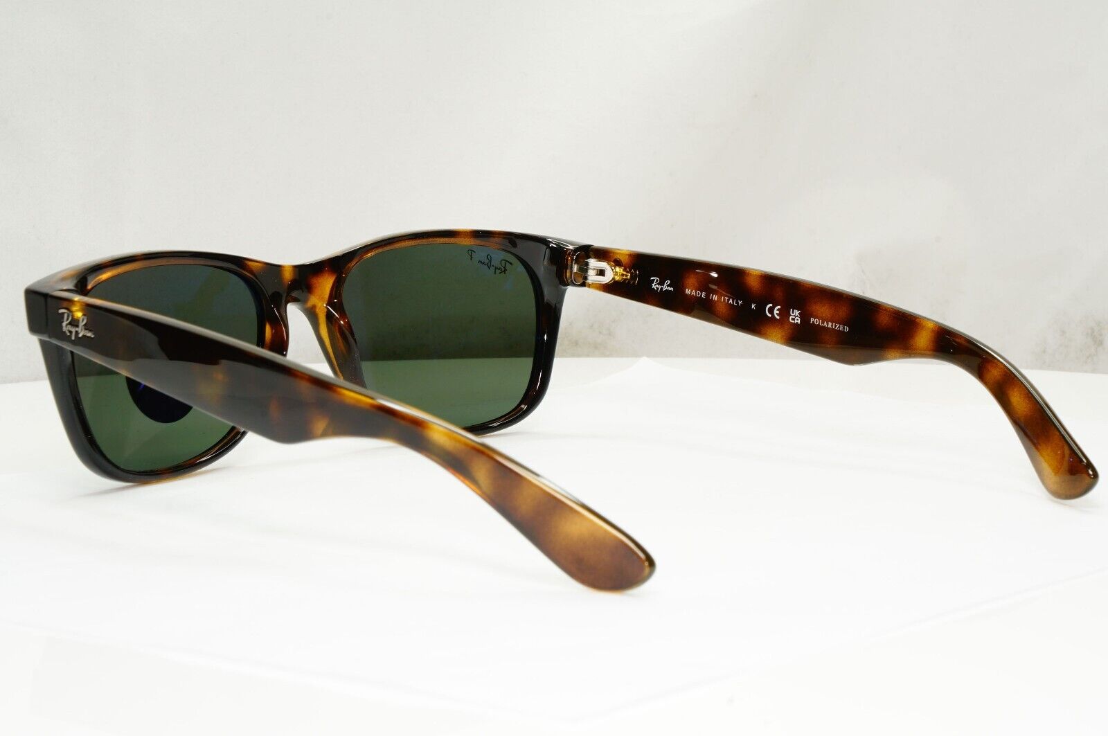 Ray-Ban Sunglasses Polarised New Wayfarer Brown RB 2132 New Wayfarer 902/58 55mm