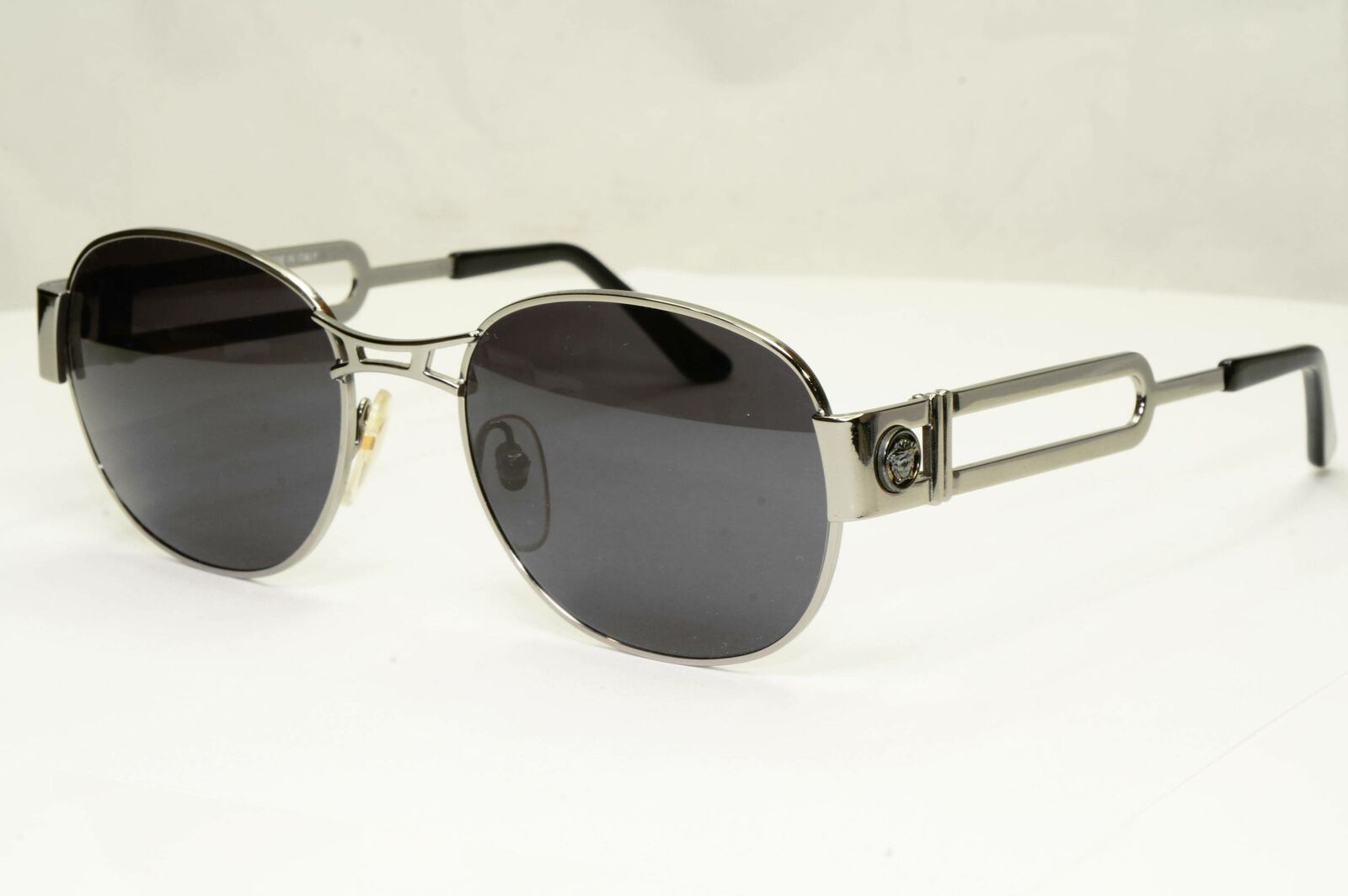 Gianni Versace 1996 Vintage Mens Silver Medusa Metal Sunglasses MOD S57 COL 76M