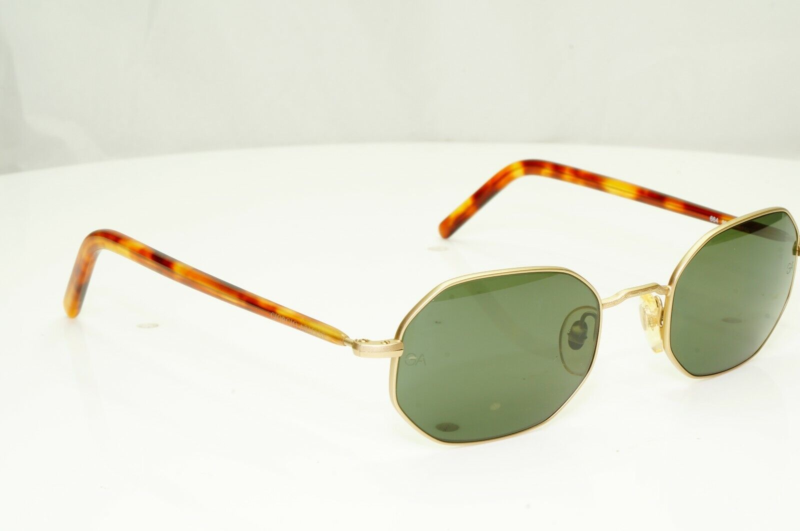 Authentic Giorgio Armani 1997 Vintage Sunglasses Gold Men Women 664 904/31