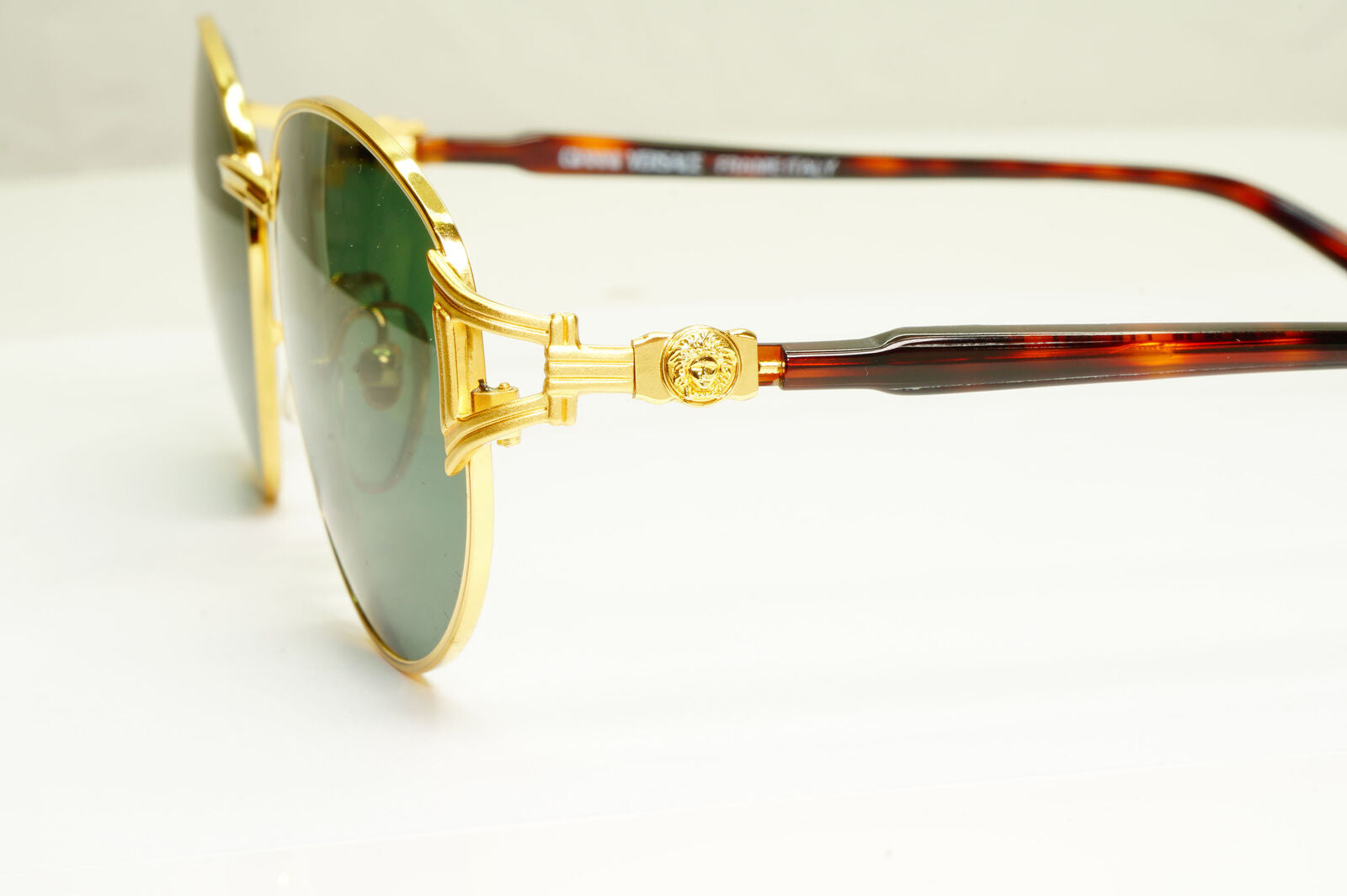 Gianni Versace 1995 Vintage Gold Medusa Green Brown Sunglasses MOD G28 COL 03L