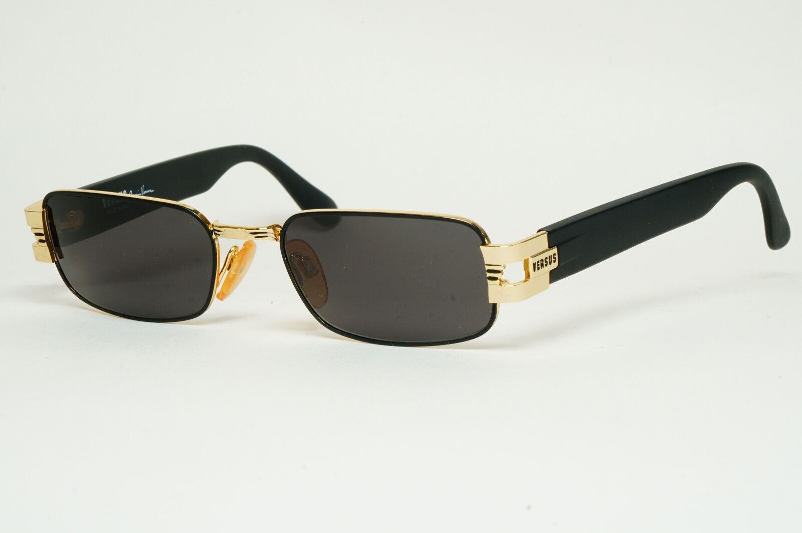 Versus Sunglasses 1996 by Gianni Versace Vintage Gold Black MOD F32 COL 39M