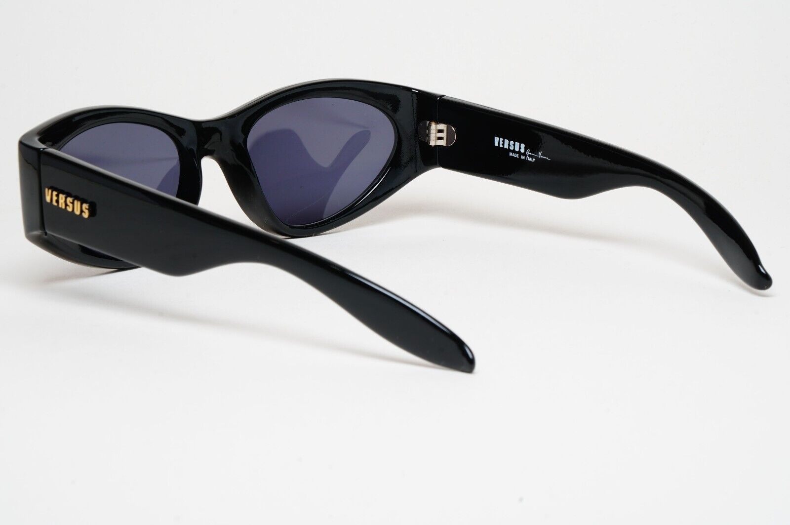 Versus Sunglasses 1996 by Gianni Versace Vintage Black Grey MOD E01 COL 852