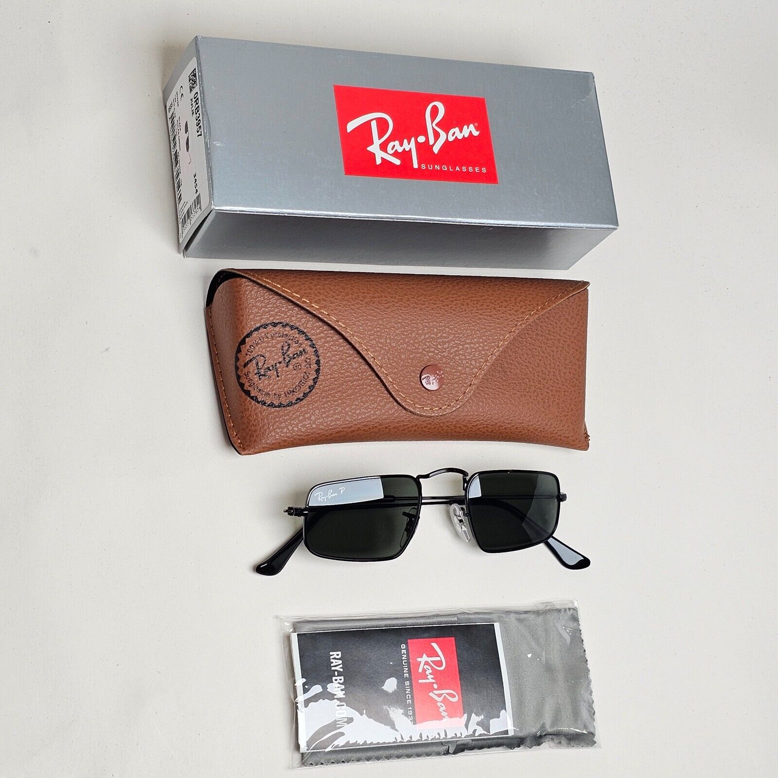 Ray-Ban Sunglasses Julie Polarized Black Green G15 Unisex RB 3957 002/58 46mm