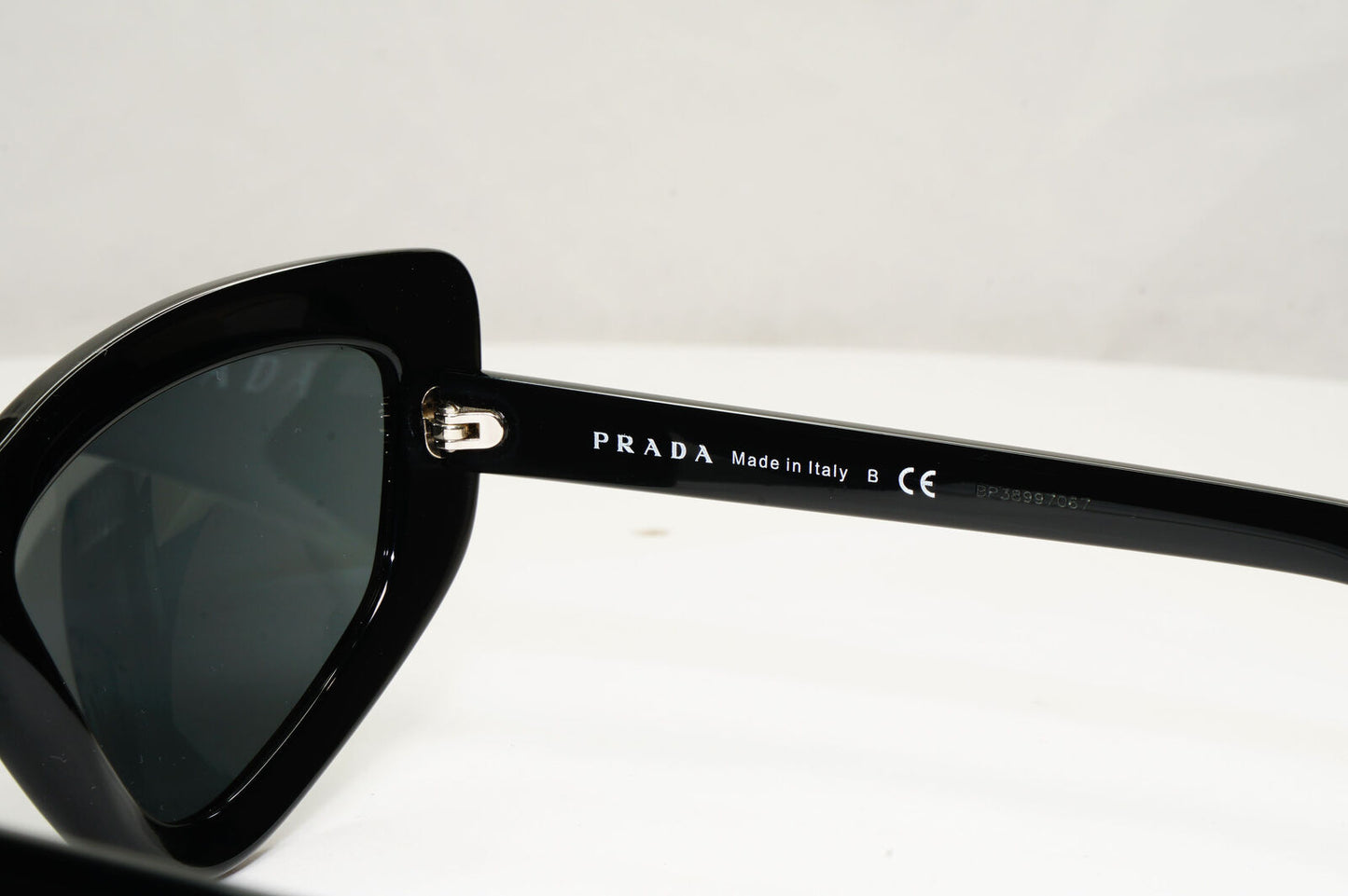 Prada Black Sunglasses Cat Eye Womens Fashion Runway PR11VS SPR 11V 1AB-5S0