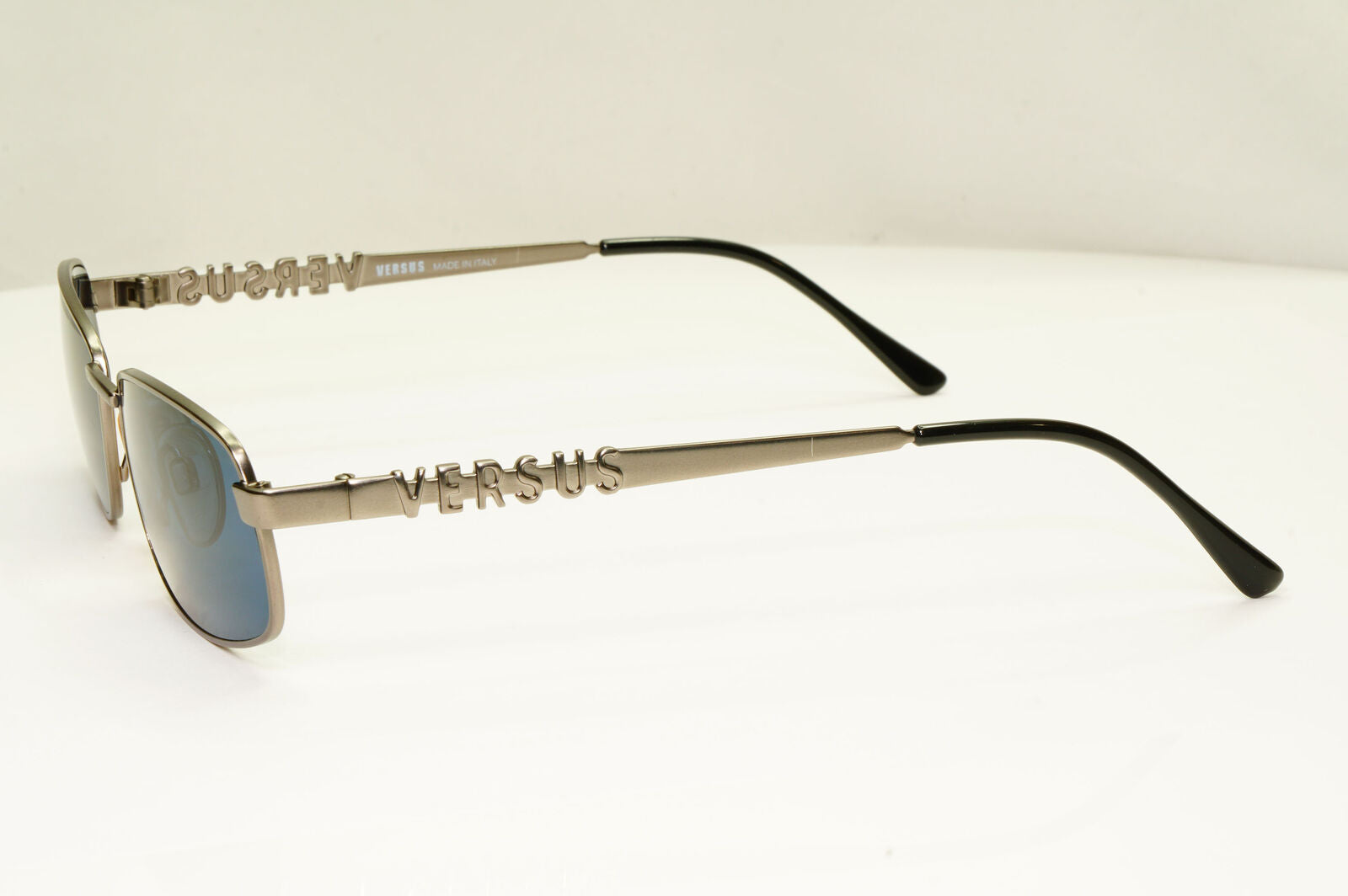 Versus 1995 Vintage Grey Blue Metal Sunglasses Gianni Versace MOD R27 COL 948