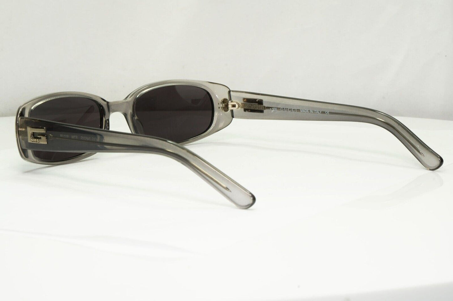 Gucci Sunglasses 1998 Vintage  Transparent Grey Rectangle GG 2452/S E7W 261024