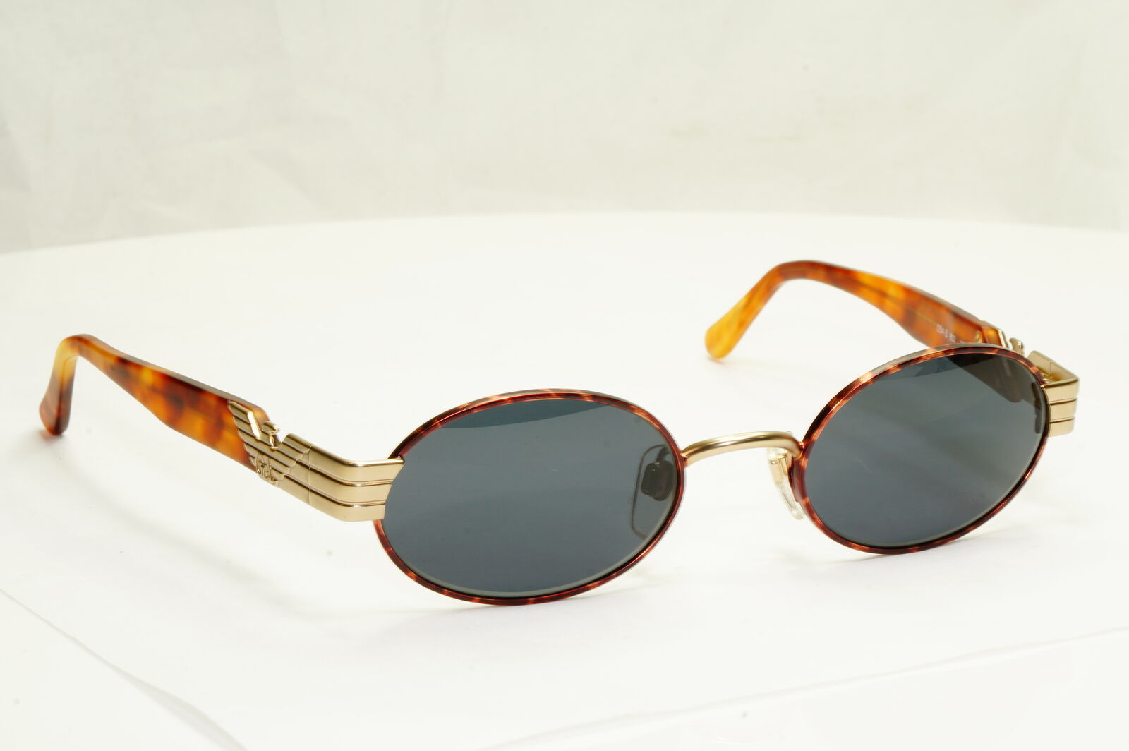Emporio Armani 1997 Vintage Sunglasses Mens Womens Womens Gold Eagle 054 832