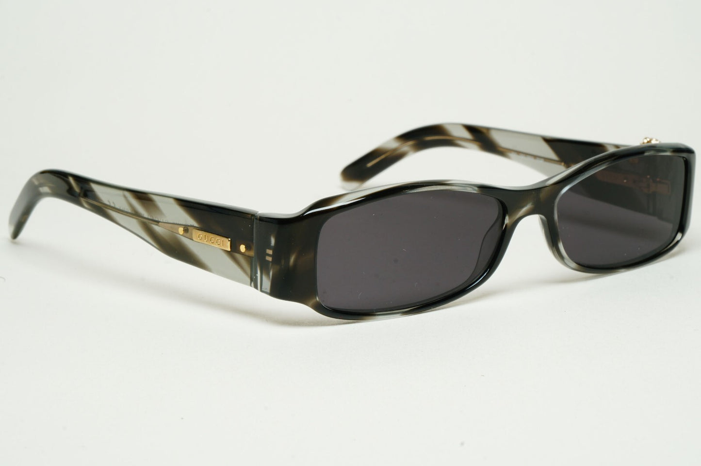 Gucci Sunglasses 2004 Vintage Gold Bee Grey Havana Rectangle GG 2904 EGP 52mm