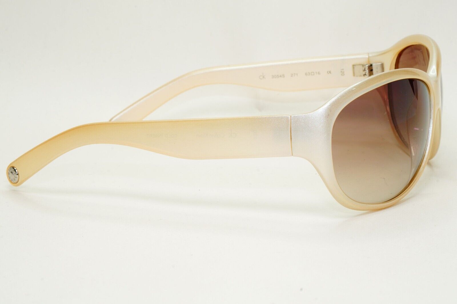 Calvin Klein Sunglasses 2005 Vintage Beige Brown Gradient Wrap 3054S 271 121124