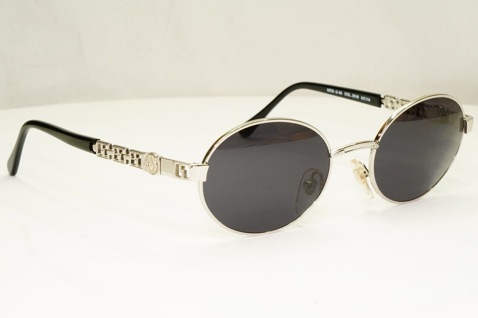Gianni Versace 1995 Vintage Silver Medusa Round Black Sunglasses MOD G43 COL 26M