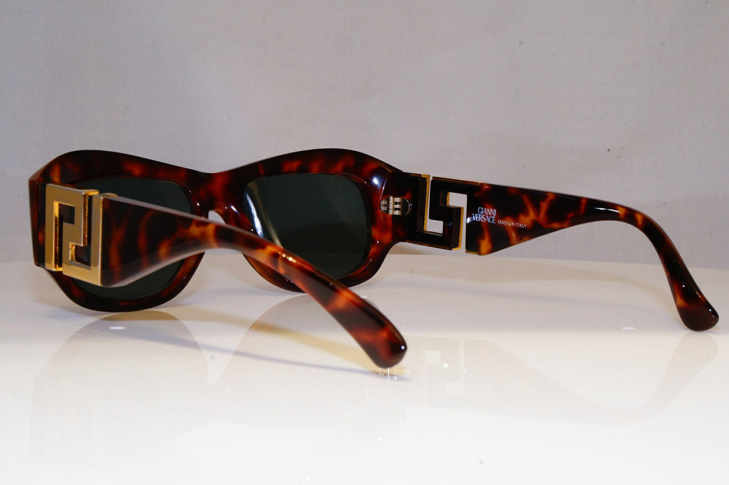 Authentic GIANNI VERSACE Vintage 1996 Sunglasses GOLD MOD T75 COL 869 22220