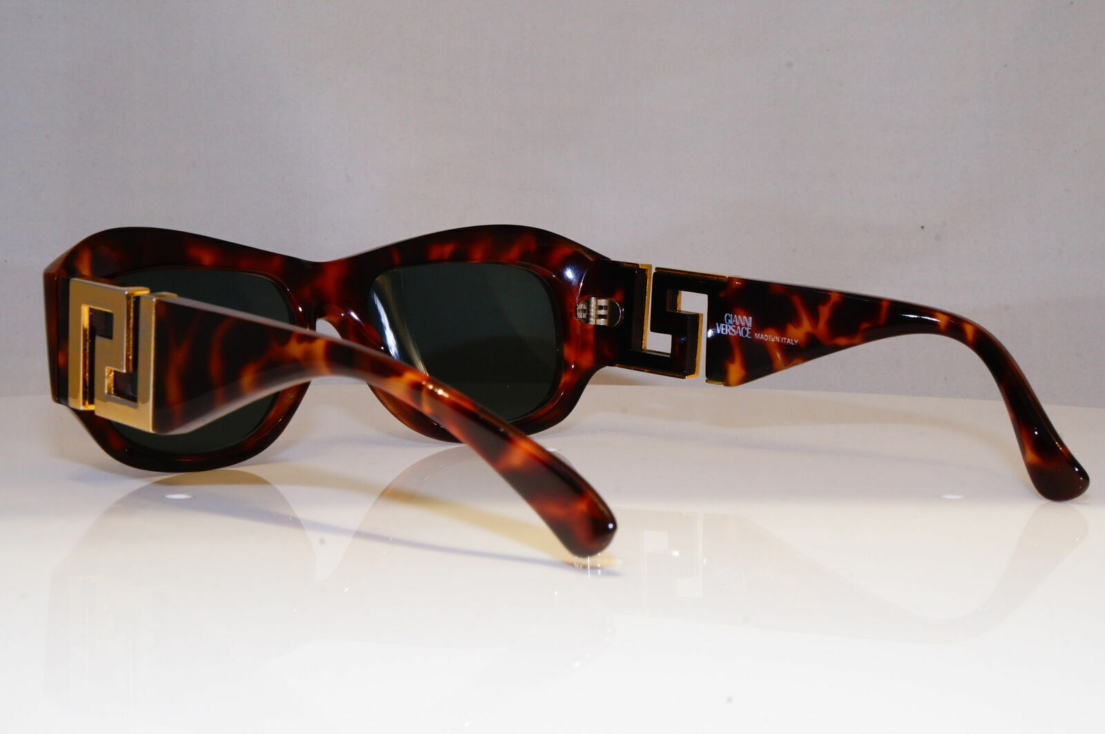 Authentic GIANNI VERSACE Vintage 1996 Sunglasses GOLD MOD T75 COL 869 22220