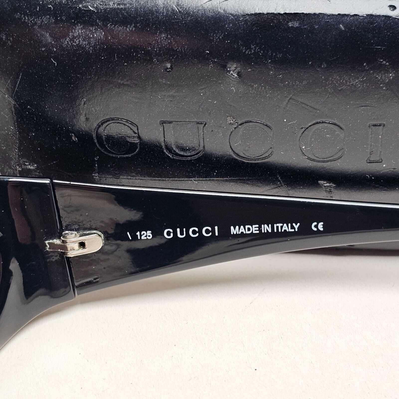 Gucci Sunglasses 1998 Vintage Black Square Retro GG 2432/S 1UF 50mm 280125