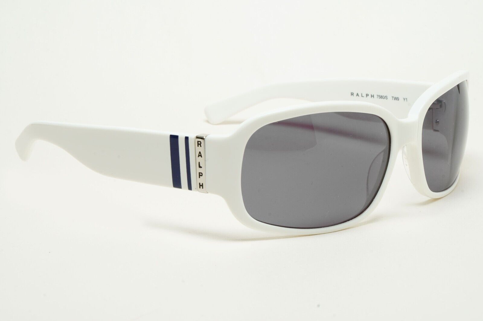 Ralph Lauren Sunglasses 2006 Vintage White Grey Wrap Unisex 7580/S TW9Y1 211124
