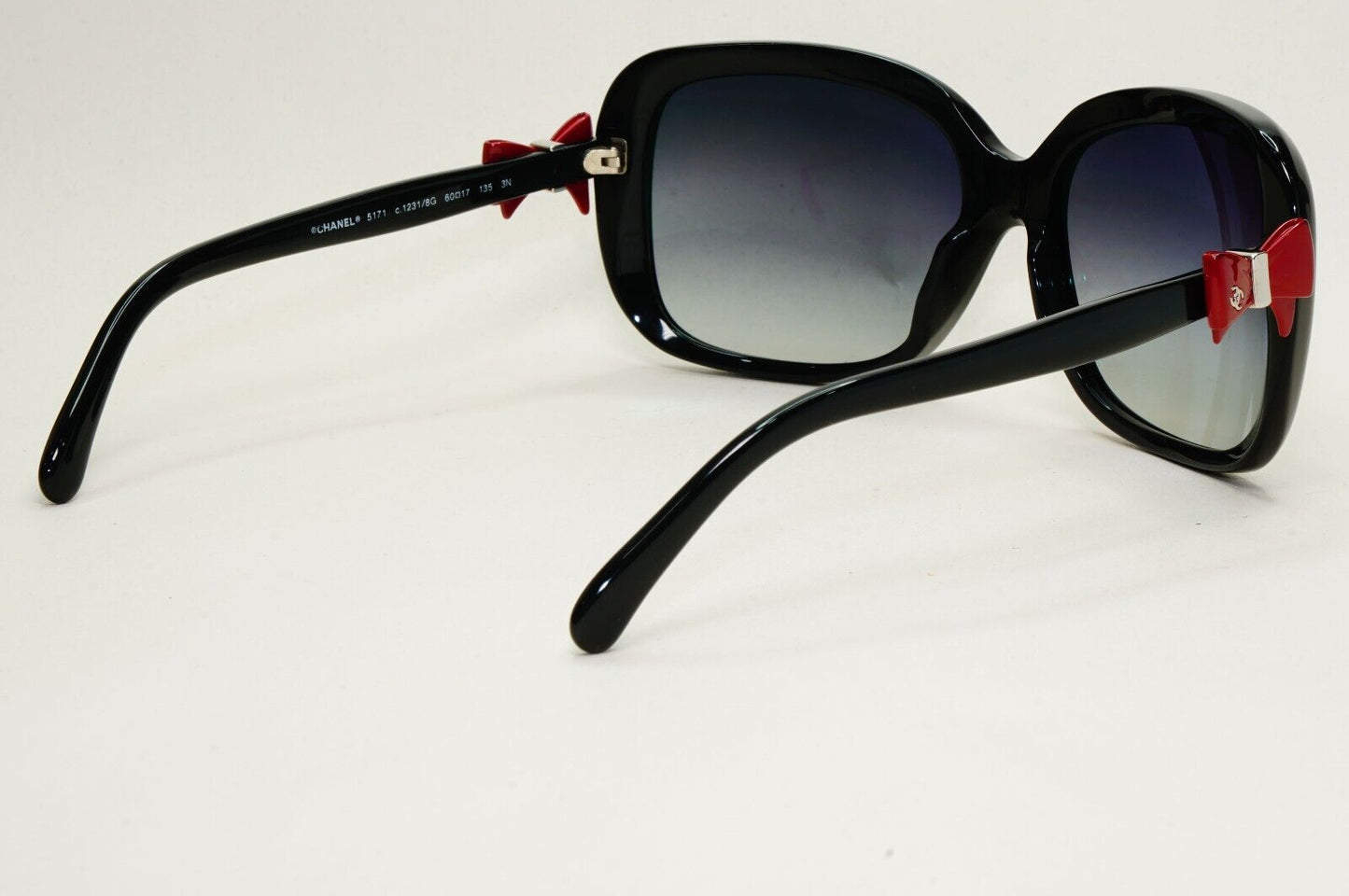 Chanel Sunglasses Bow Black Red Grey Gradient Square 5171 c.1231/8G 270924
