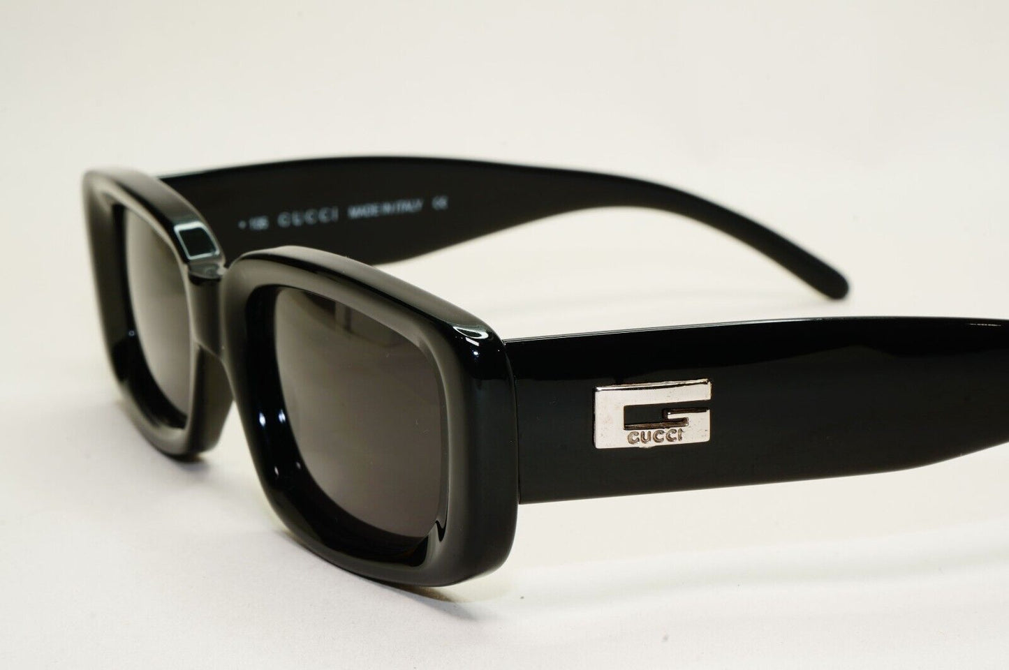 Gucci Sunglasses 1996 Vintage Black Square Retro GG 2409/N/S 807 49mm 250924