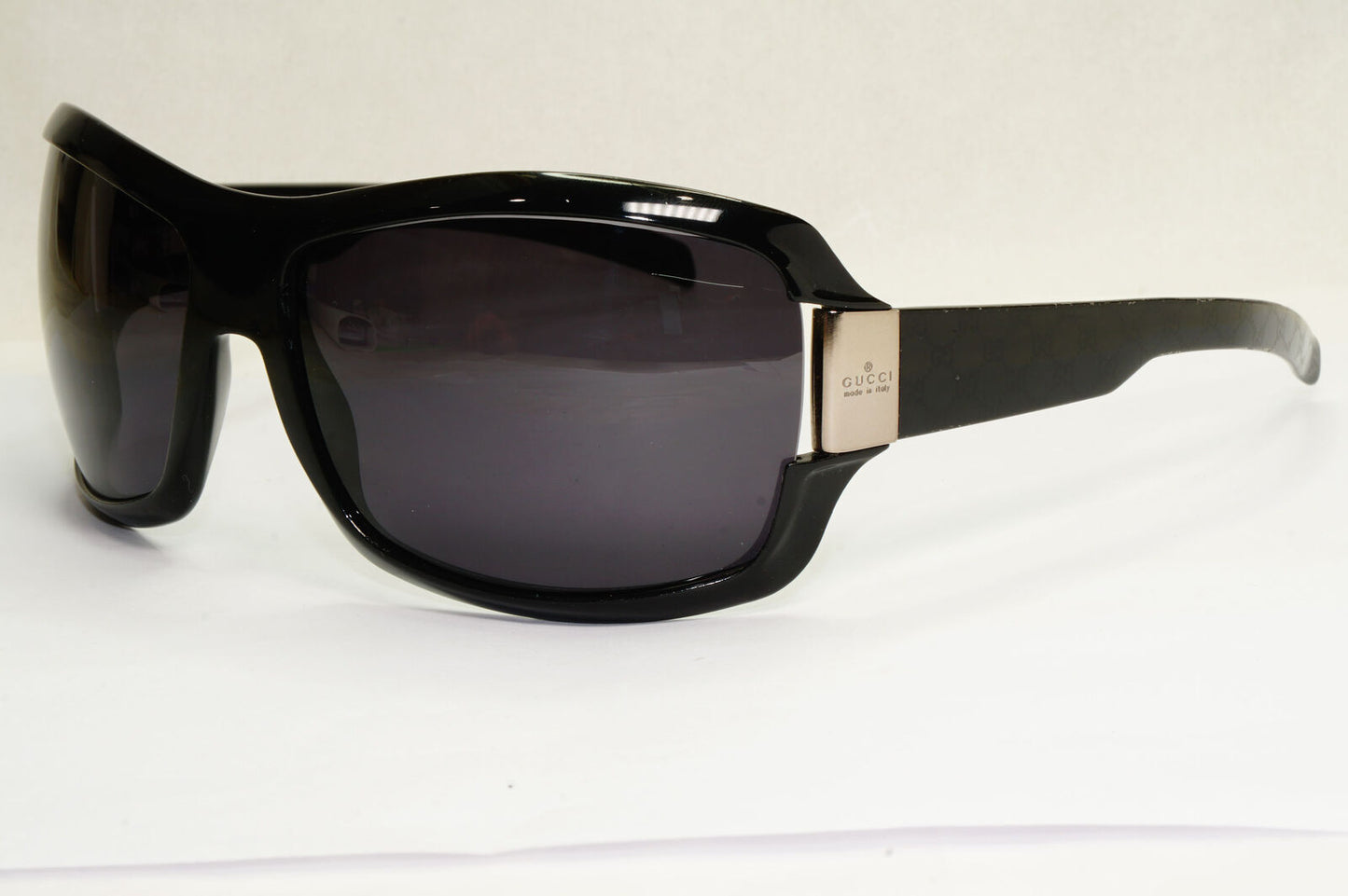 Gucci Sunglasses 2005 Monogram Black Oversized Wrap GG 1546/S BKKR7 180224