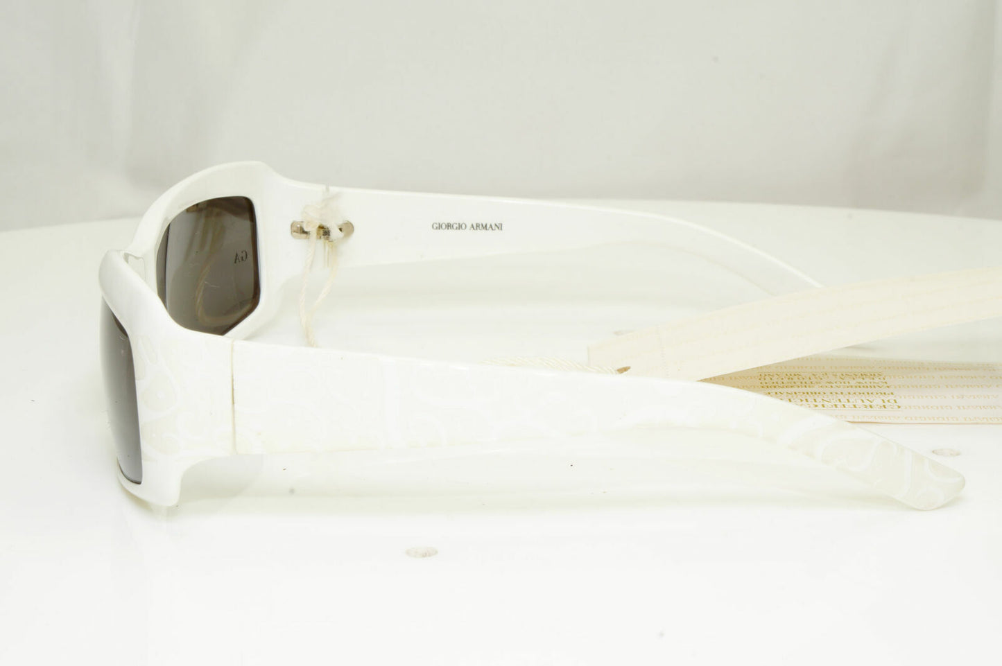 Giorgio Armani Womens Vintage 2002 Sunglasses White Ivory GA 65/S C29 31842