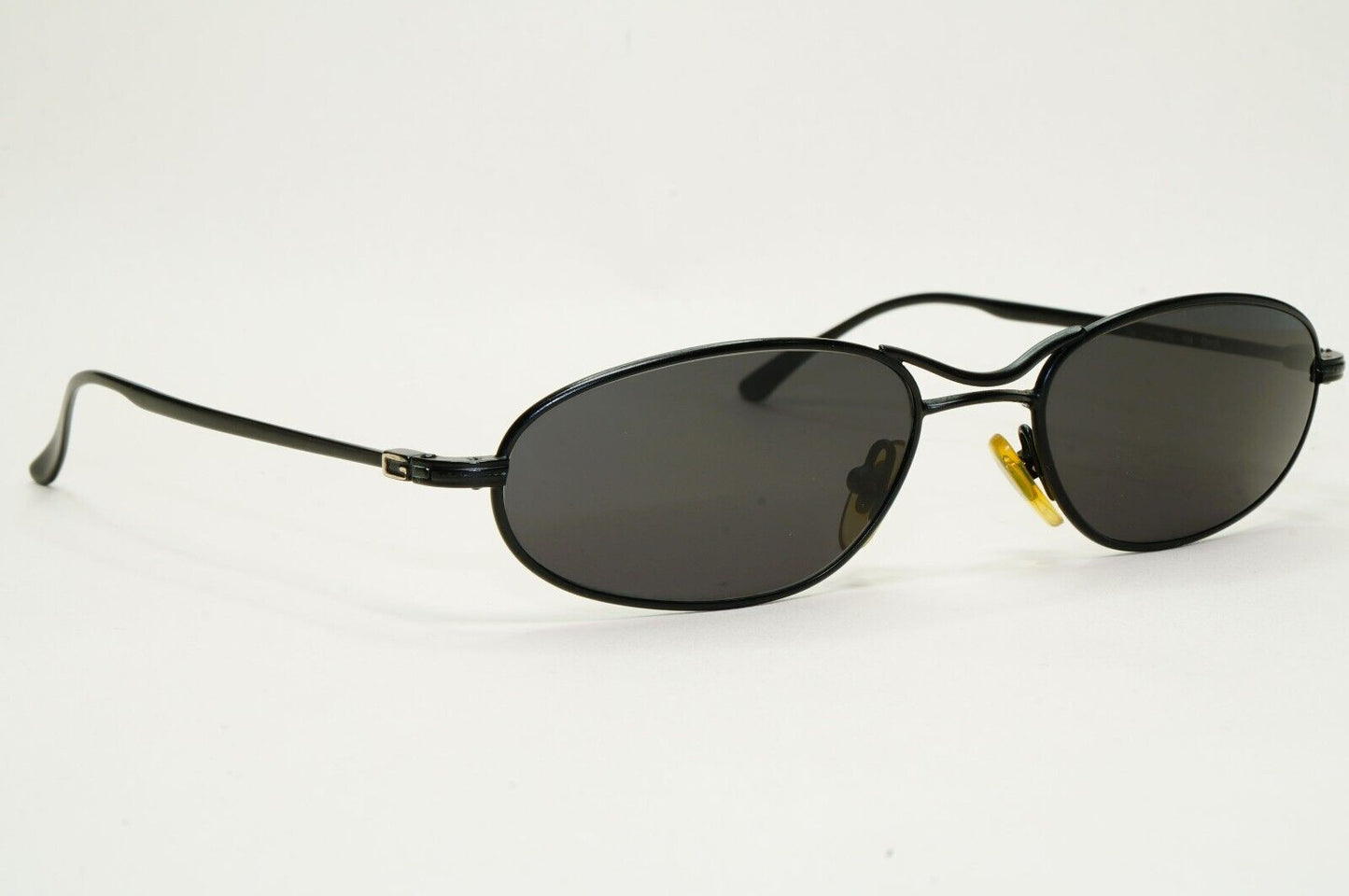 Gucci Sunglasses 1996 Vintage Black Oval Metal Unisex GG 1617/S 8ZB 53mm 120824