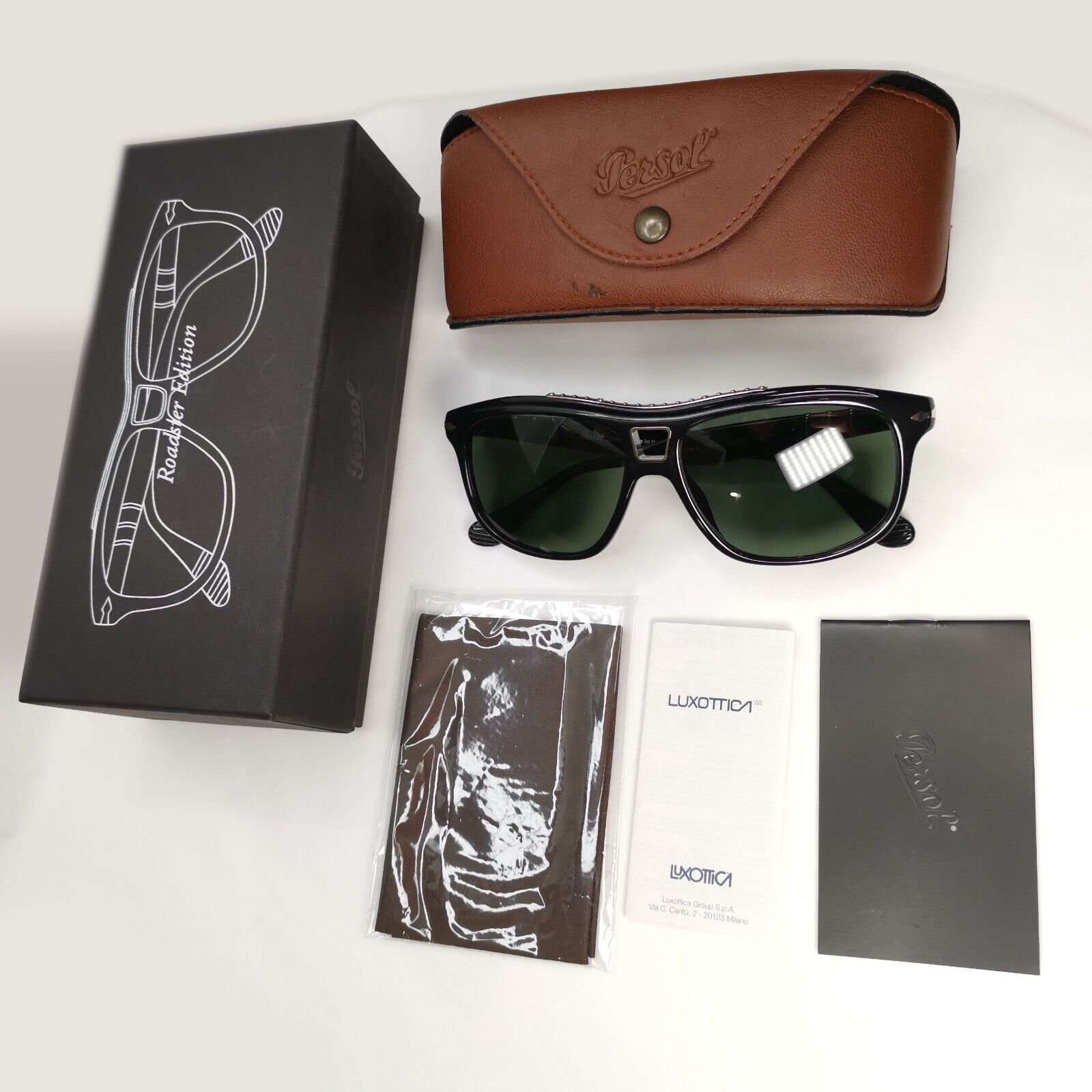 Persol Sunglasses 2011 Roadster Black Silver Glossy Green Lens 3009-S 95/31 58mm