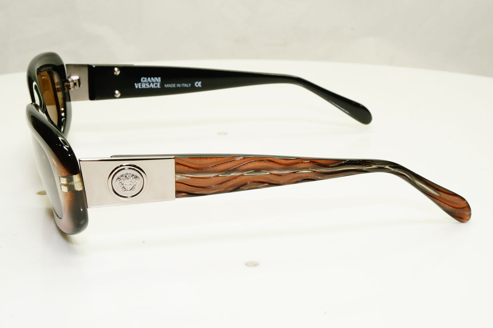 Gianni Versace 1996 Unisex Vintage Brown Medusa Sunglasses MOD 256/M COL 382