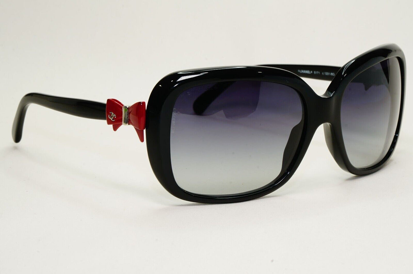 Chanel Sunglasses Bow Black Red Grey Gradient Square 5171 c.1231/8G 270924