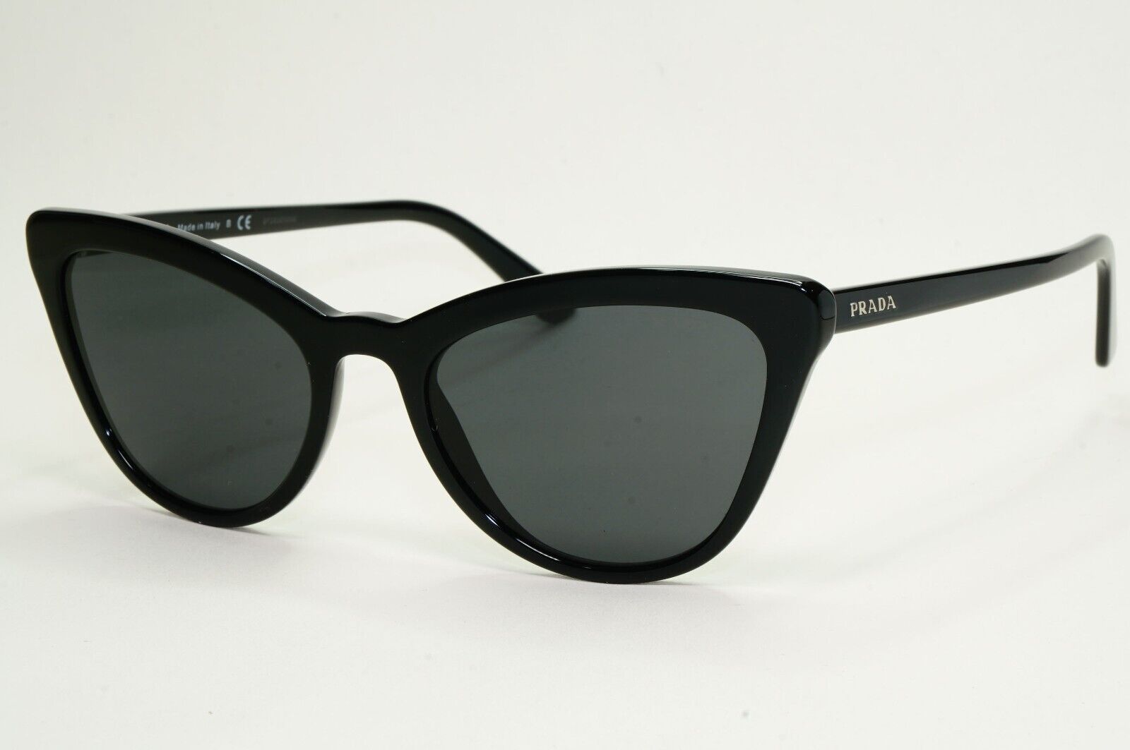 Prada Sunglasses Black Cat Eye Glossy PR01VS SPR 01V 1AB-5S0 56mm 050824