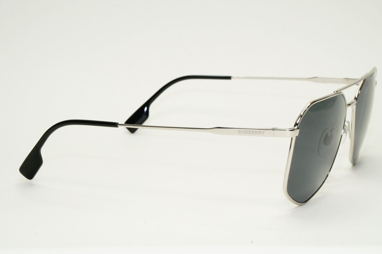 Burberry Sunglasses Silver Navigator Pilot Metal Ozwald BE 3139 1005/87 58mm