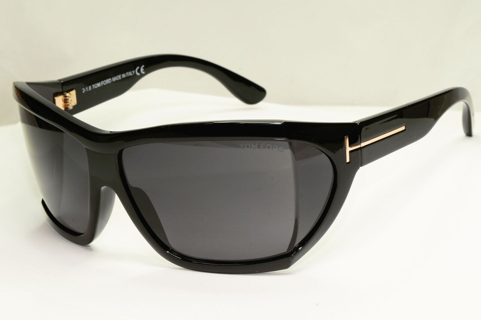 Authentic TOM FORD Mens Sunglasses Unisex Glossy Black Sedgewick TF402 01A 30676