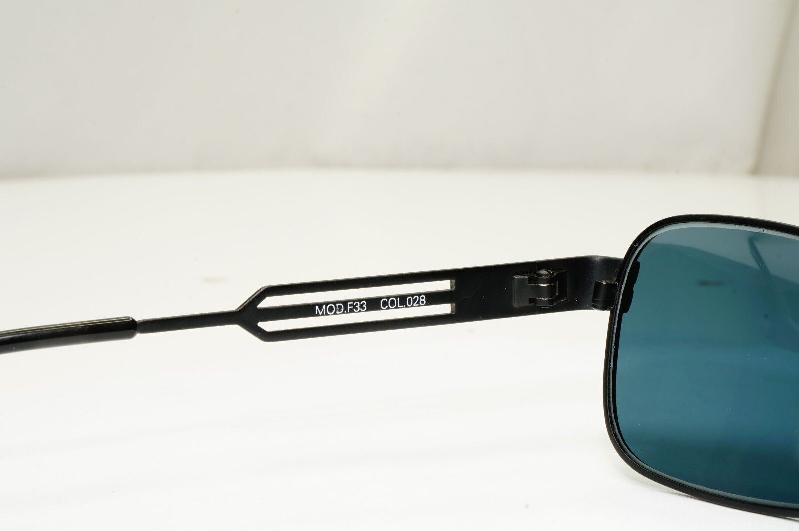Versus 1996 by Gianni Versace Vintage Black Blue Grey Sunglasses MOD F33 COL 028