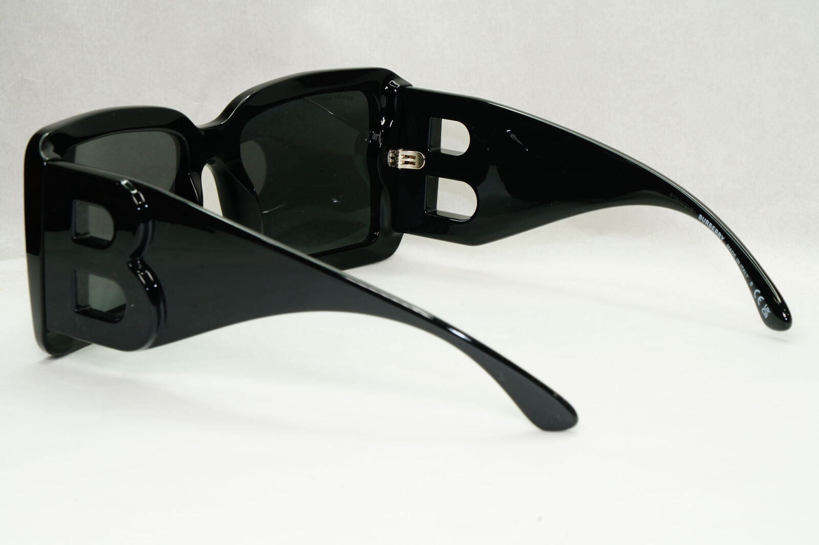 Burberry Sunglasses Oversized Black Large Square Logo B 4312 3001/87