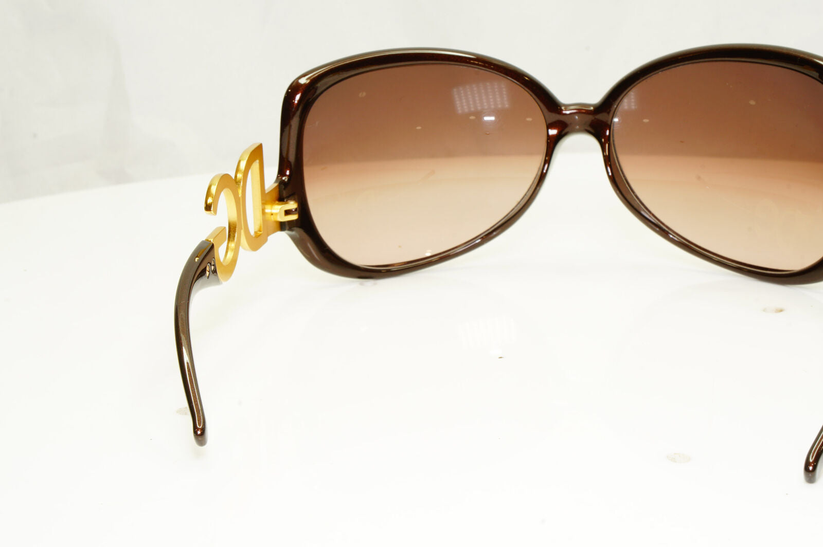 Authentic Dolce & Gabbana Womens Vintage Sunglasses Crystal DG 6011 502/73 34725