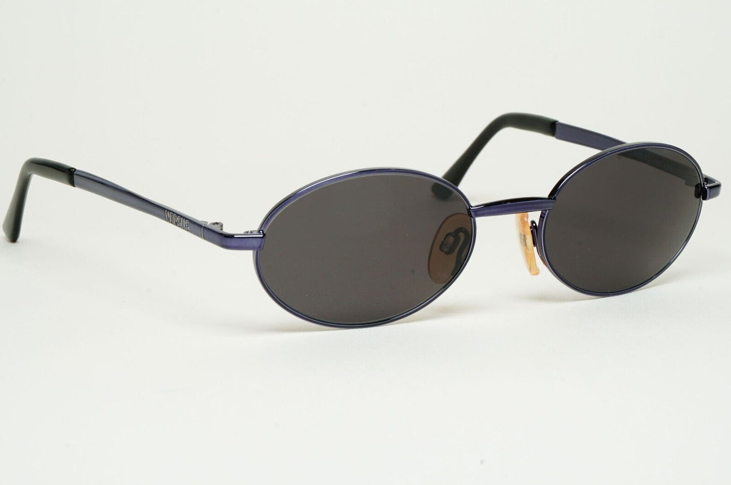 Versus Sunglasses 1996 by Gianni Versace Vintage Blue Black Oval MOR R28 COL 52M