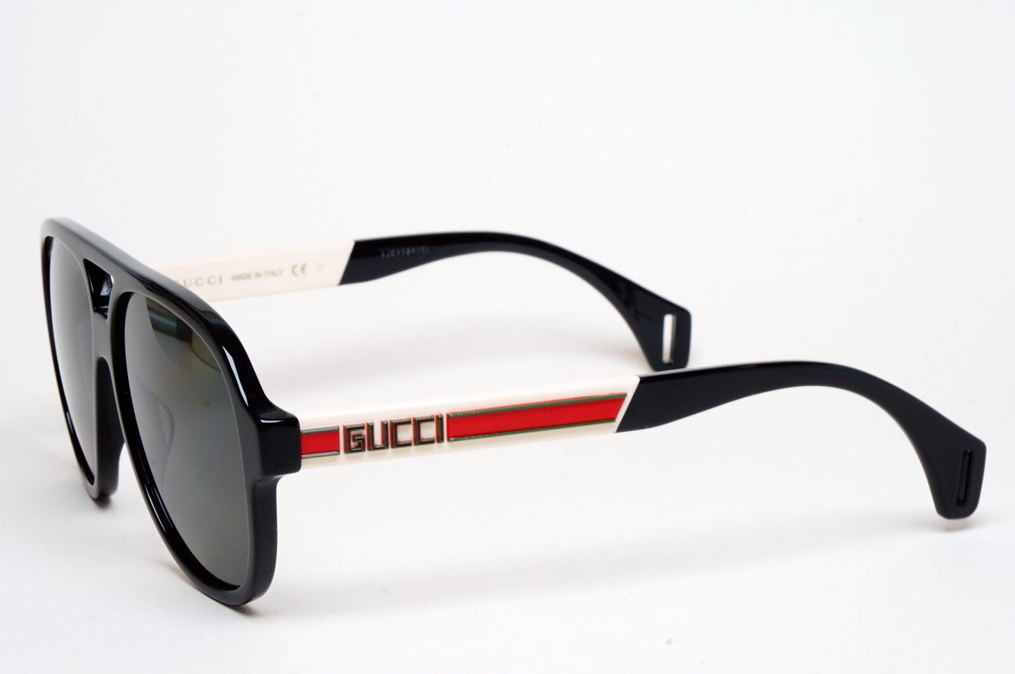 Gucci Sunglasses 2019 Black Polarised Pilot White Red GG 0463S 002 58mm 070325