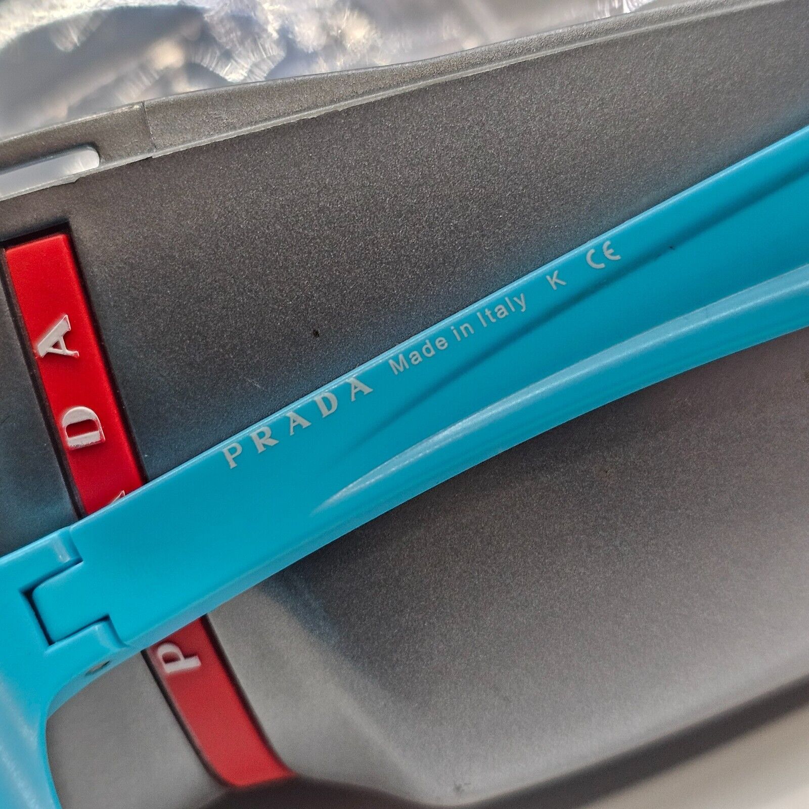 Prada Sunglasses 2012 Rare Turquoise Blue Black PS04OS SPS 04O DHB-2B2 170125