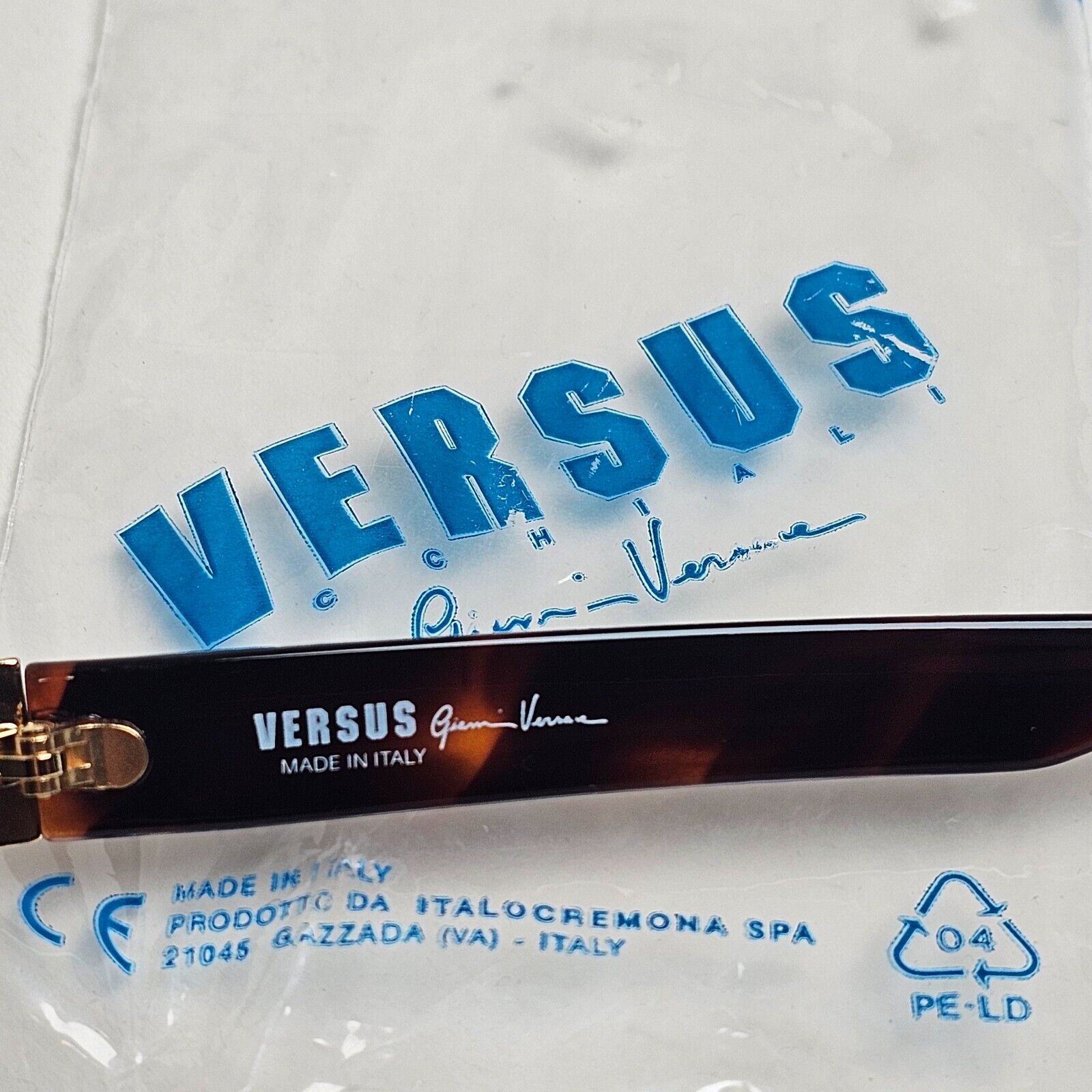 Versus Sunglasses 1996 by Gianni Versace Vintage Gold Rectangle MOD F32 COL 030