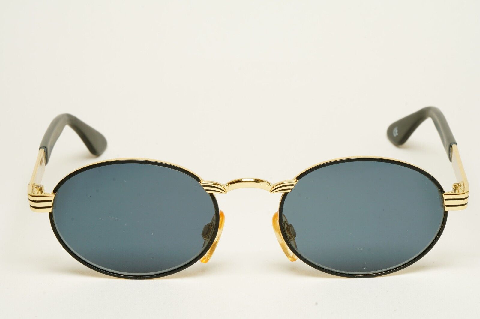 Versus Sunglasses 1996 by Gianni Versace Vintage Gold Oval Black MOD F07 COL 39M