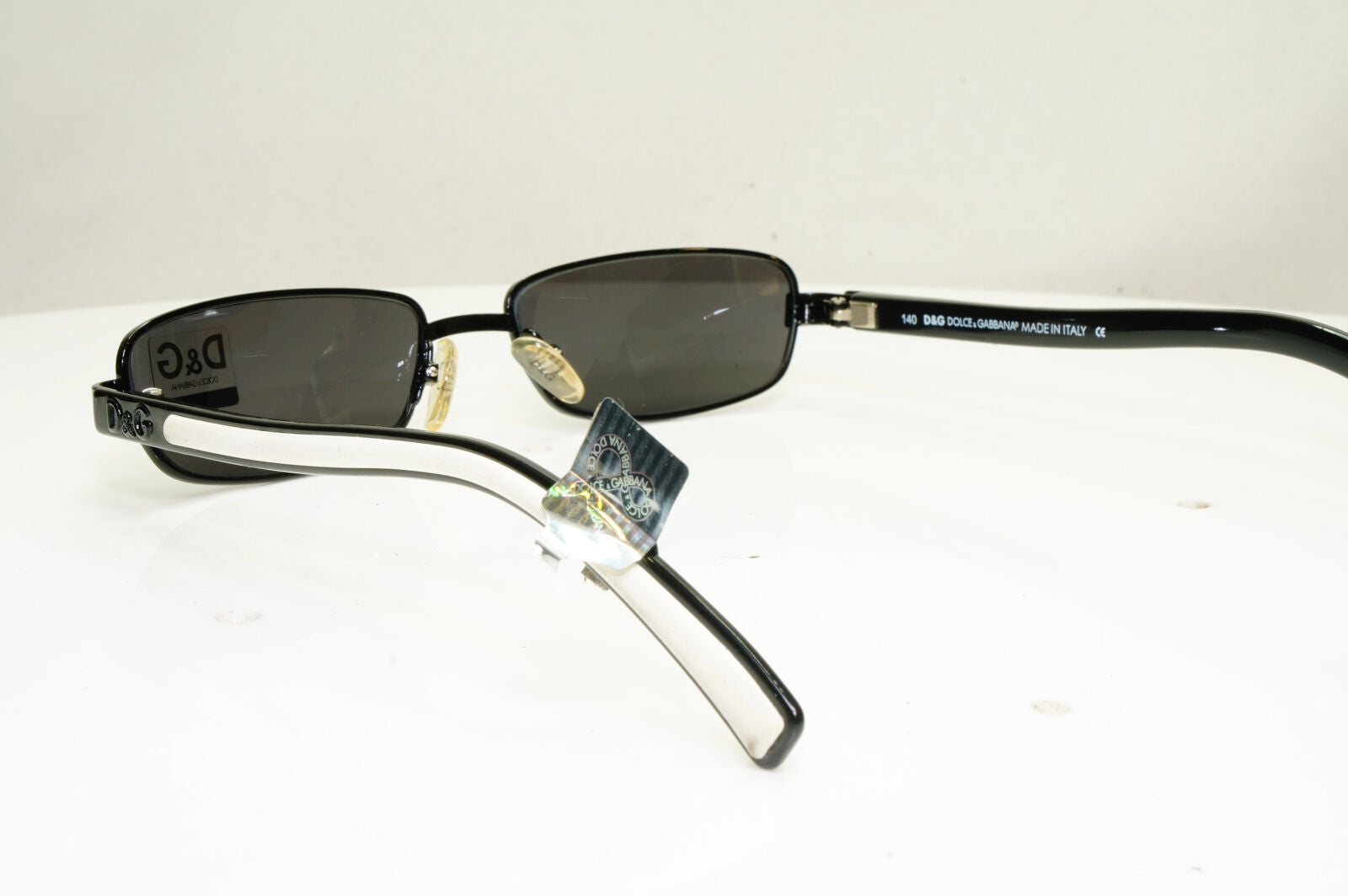 Authentic DOLCE & GABBANA Mens Vintage Sunglasses White D&G 2068 715 30780