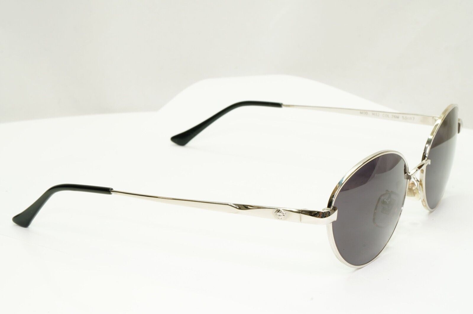 Gianni Versace 1995 Sunglasses Vintage Silver Black Metal Medusa MOD H32 COL 26M
