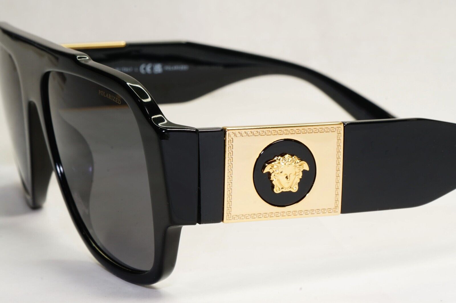 Versace Sunglasses Polarized Black Gold Medusa Square Biggie MOD VE 4436U GB1/81