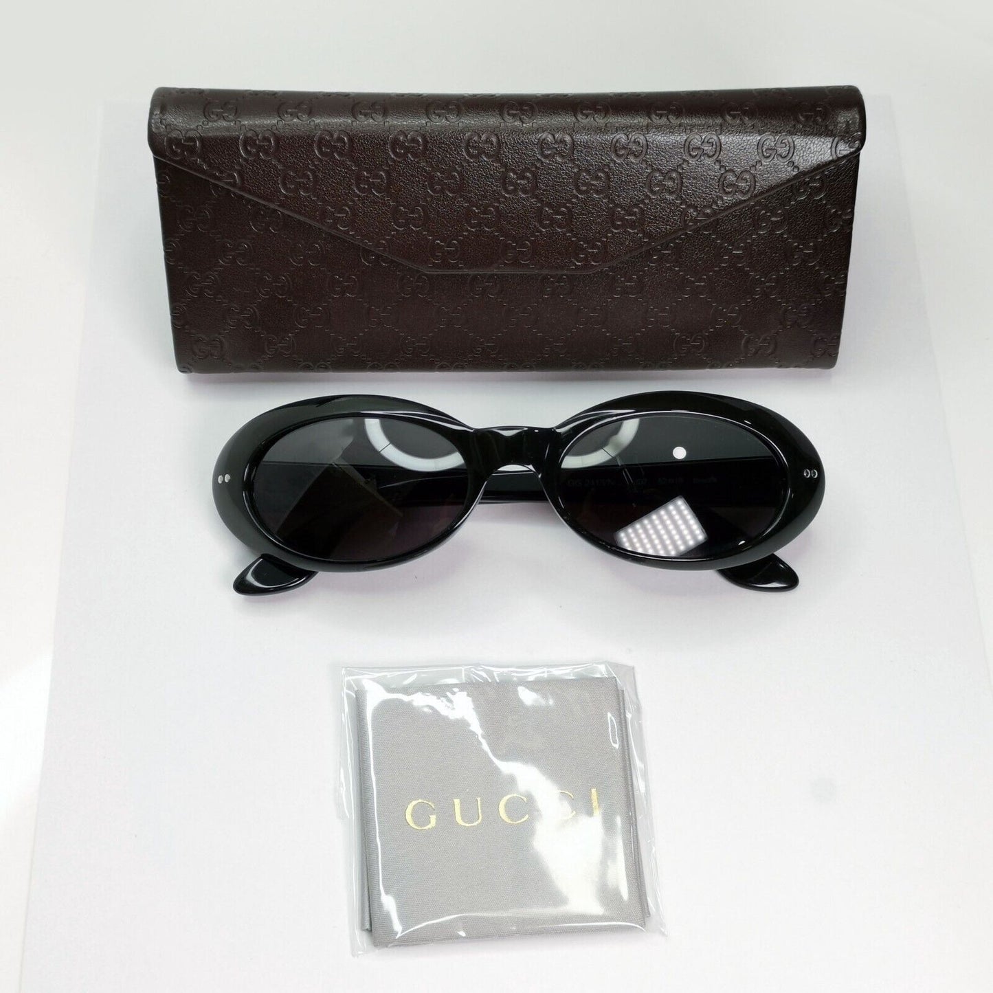 Gucci Sunglasses 1997 Vintage Black Silver Womens Oval GG 2413/N/S 807 301224