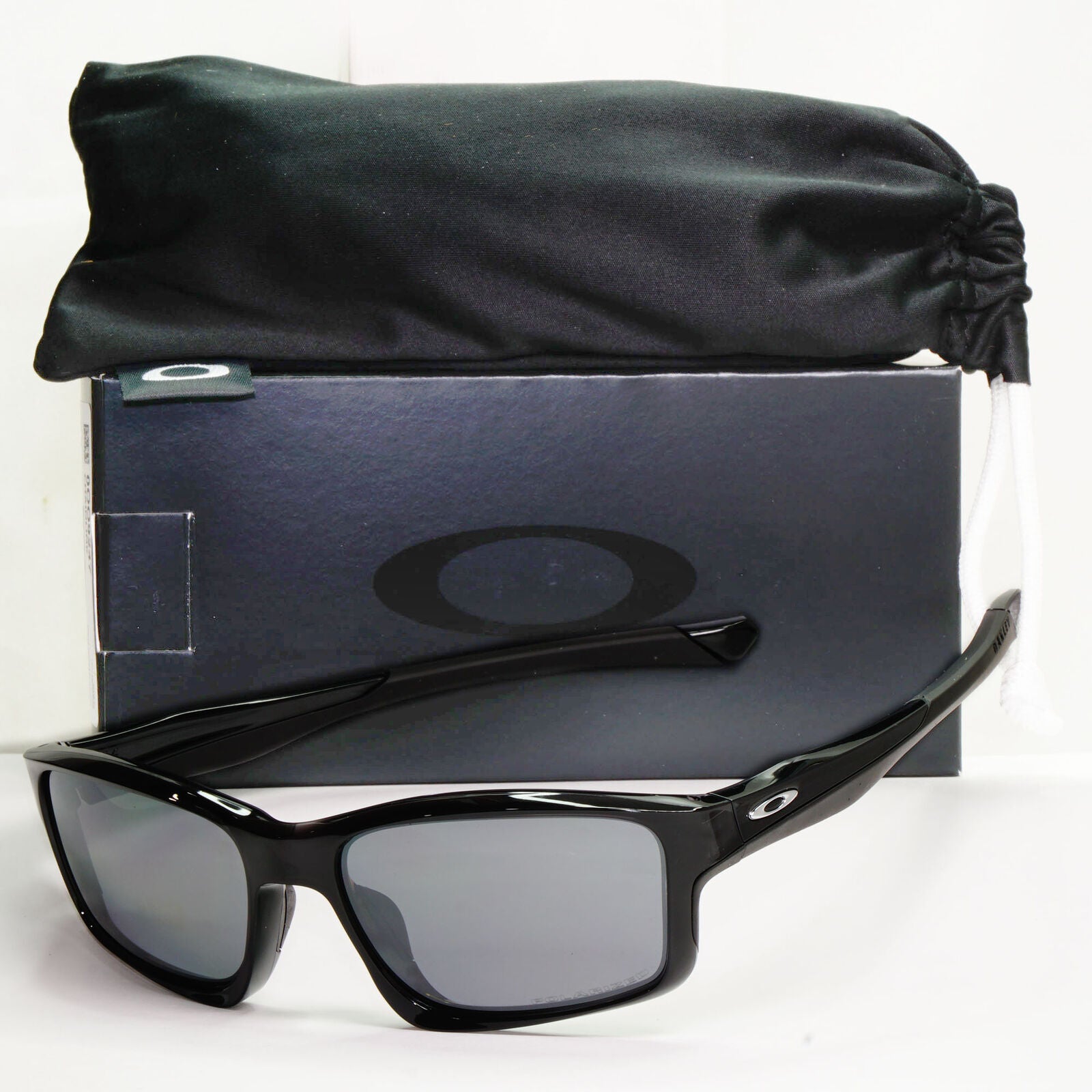 Oakley Chainlink Polarised Sunglasses Black Iridium Silver Mirror OO 9247 09
