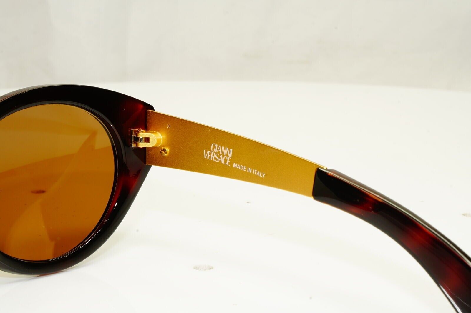 Gianni Versace 1996 Womens Vintage Gold Brown Sunglasses MOD 463/A COL 900