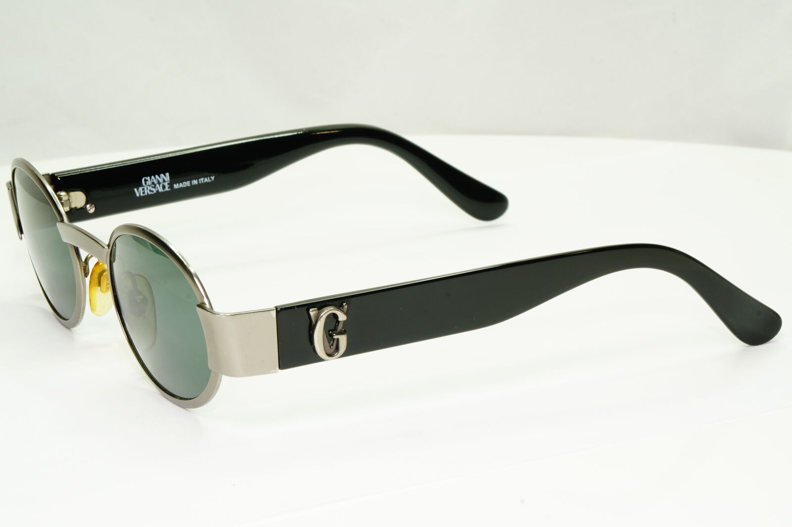 Gianni Versace 1996 Sunglasses Oval Green Black Silver GV MOD S48 COL 948 050822