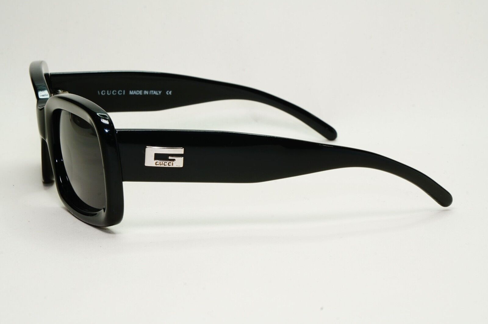 Gucci Sunglasses 1996 Vintage Black Square Retro GG 2407/N/S 807 51mm 230924