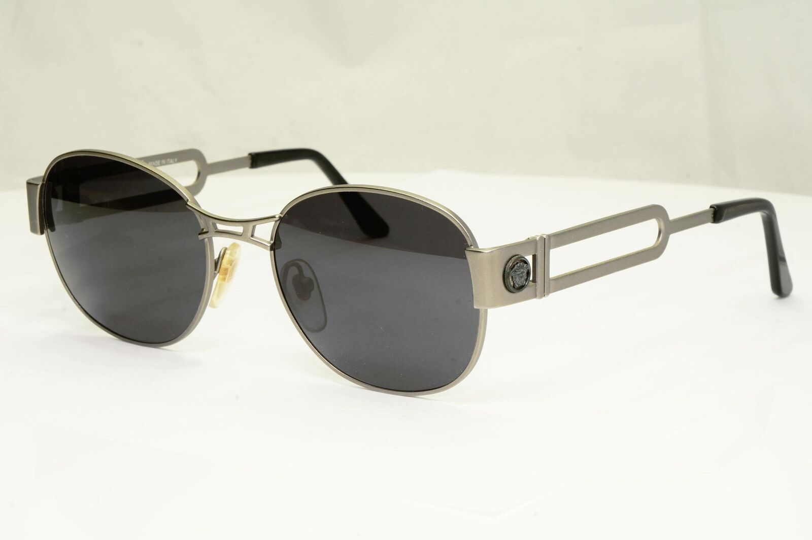 Gianni Versace 1996 Vintage Mens Silver Medusa Metal Sunglasses MOD S57 COL 77M